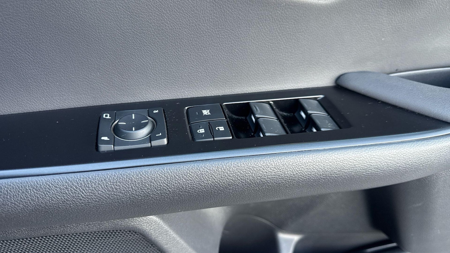 Used Lexus UX 2022 for sale - 76473500: Photo 27