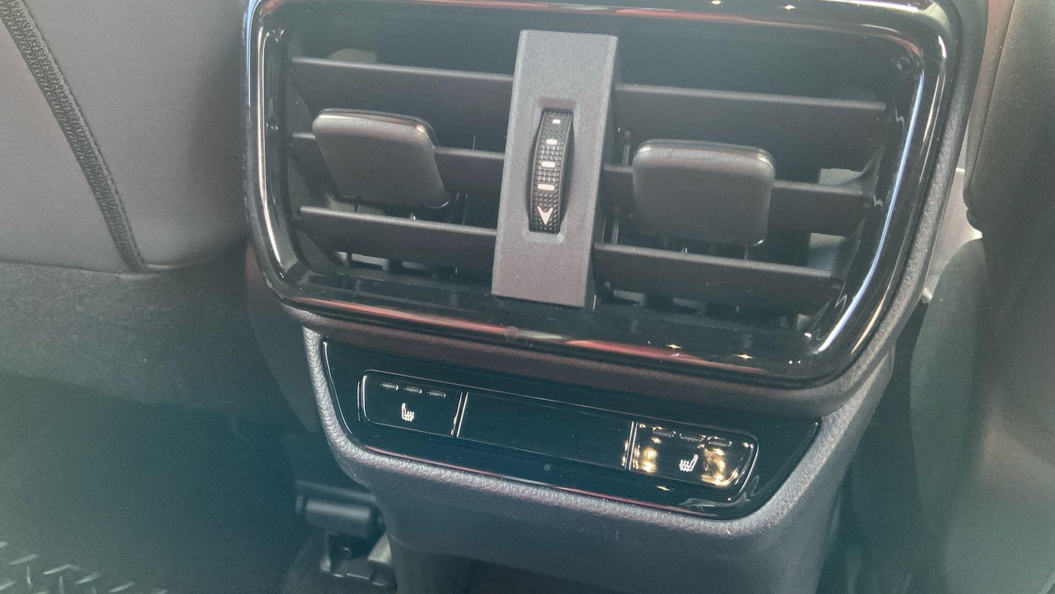 Vehicle 33