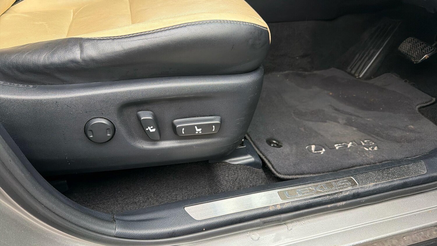 Used Lexus NX 2016 for sale - 76326676: Photo 35