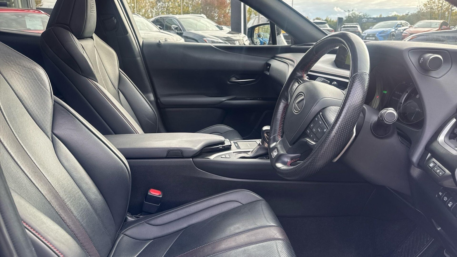 Used Lexus UX 2019 for sale - 77098174: Photo 13