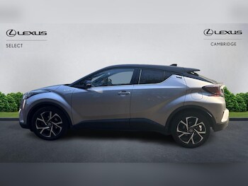 Used Toyota C-HR 2017 for sale - 76620138: Photo