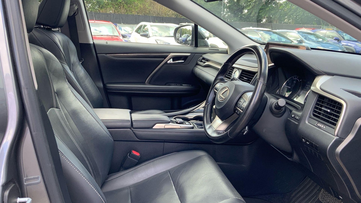 Used Lexus RX 2018 for sale - 76032562: Photo 17