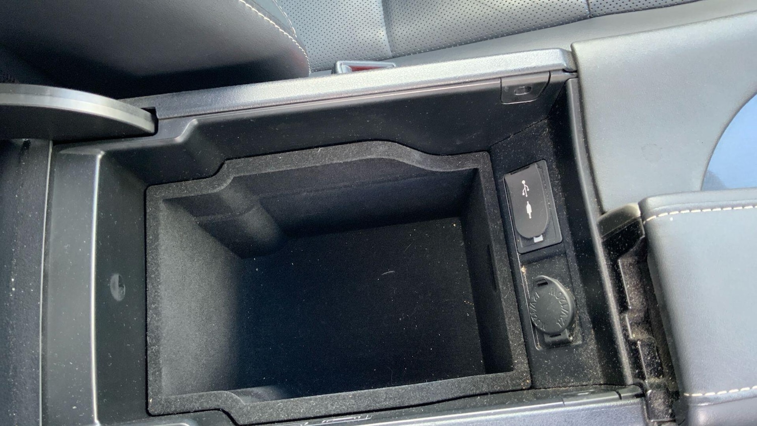 Used Lexus RX 2018 for sale - 76032562: Photo 32