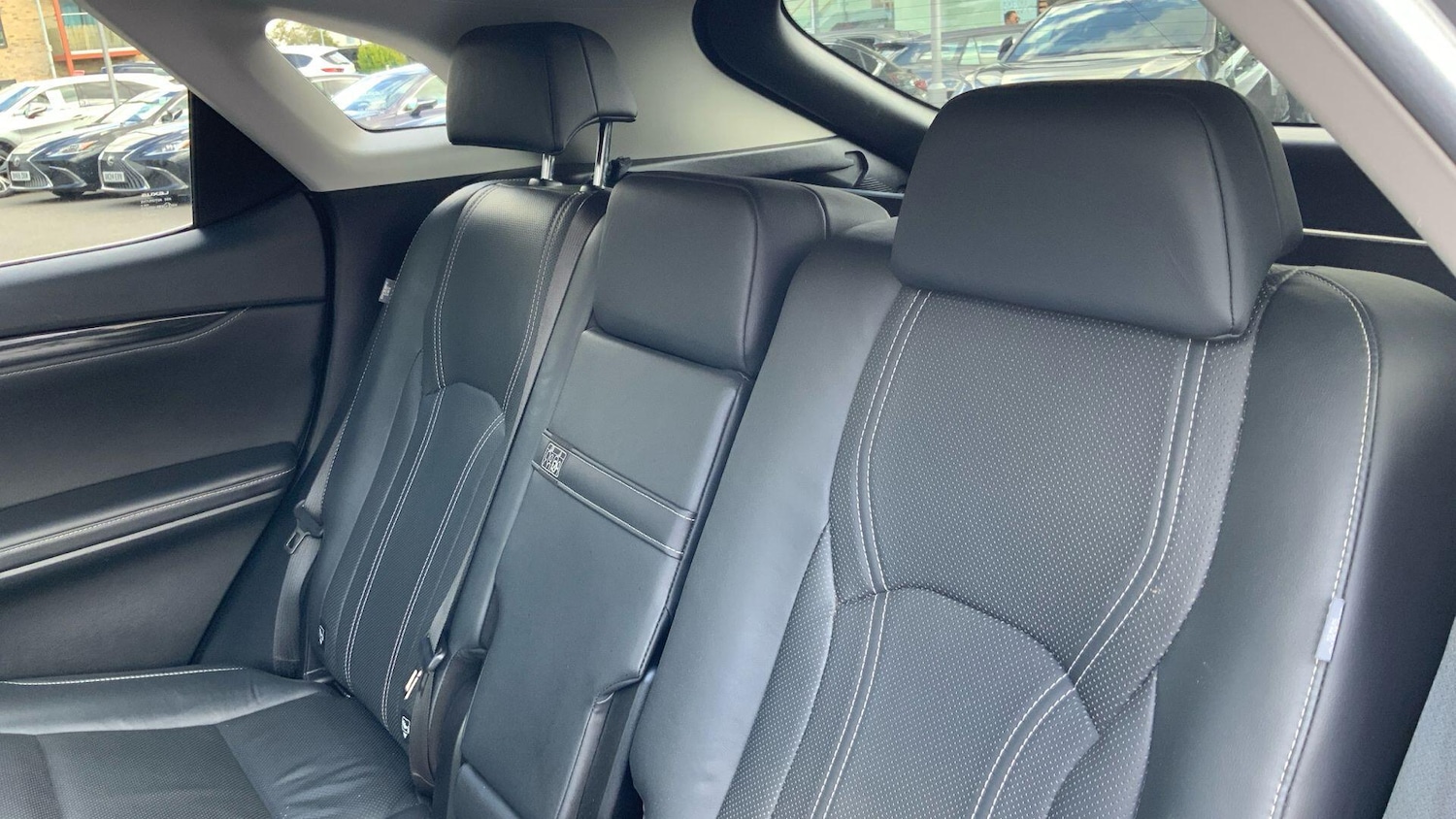 Used Lexus RX 2018 for sale - 76032562: Photo 40