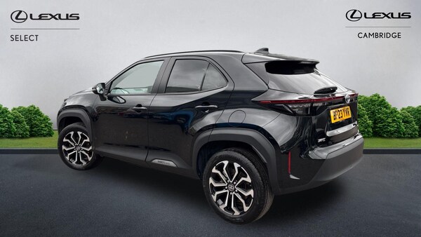 Used Toyota Yaris Cross 2023 for sale - 76226639: Photo 3