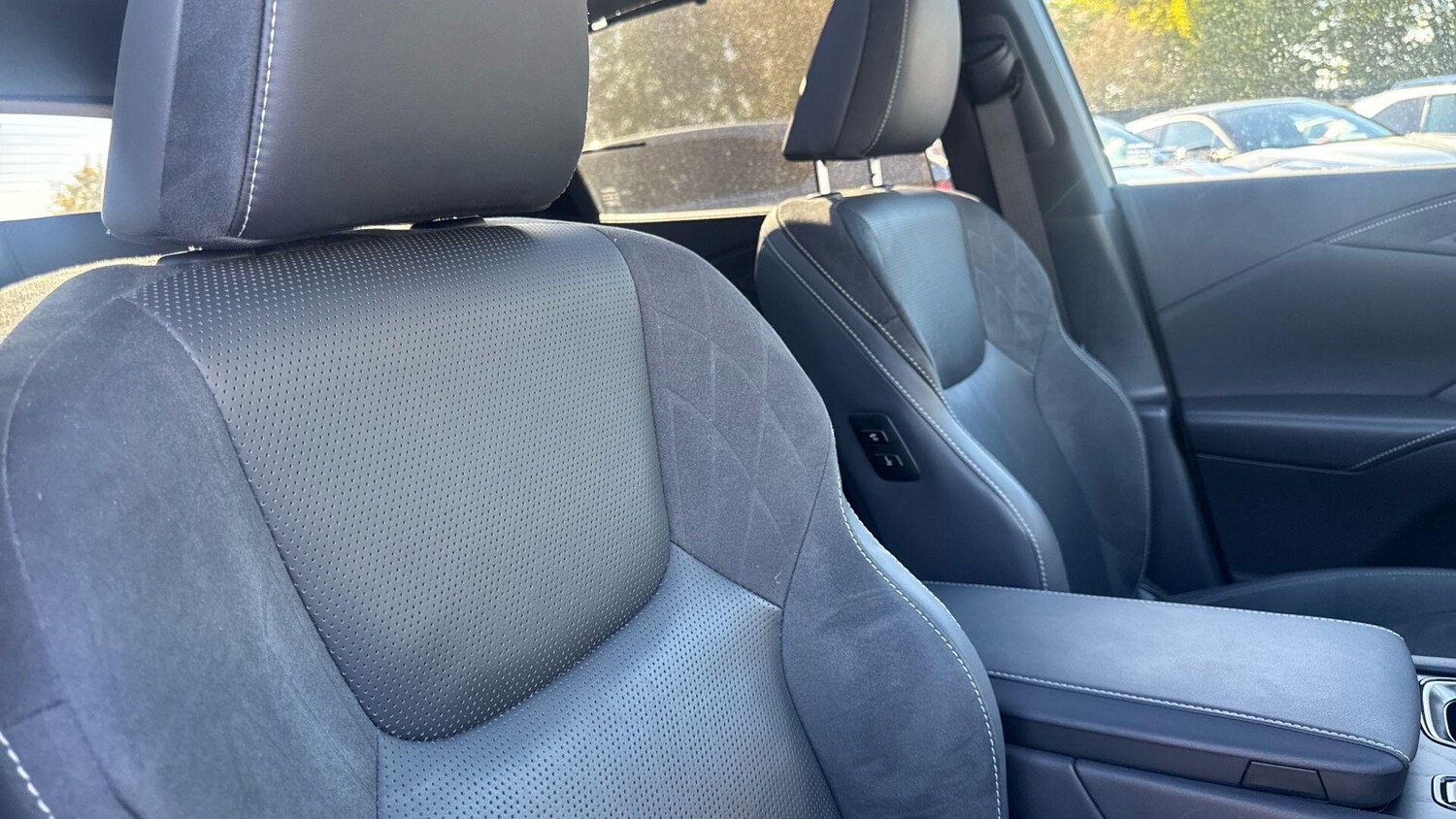 Used Lexus RX 2023 for sale - 76227321: Photo 27