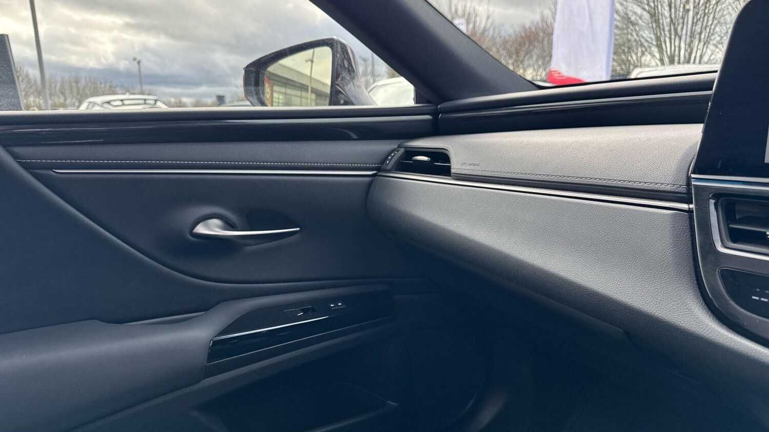 Used Lexus ES 2022 for sale - 77709827: Photo 55