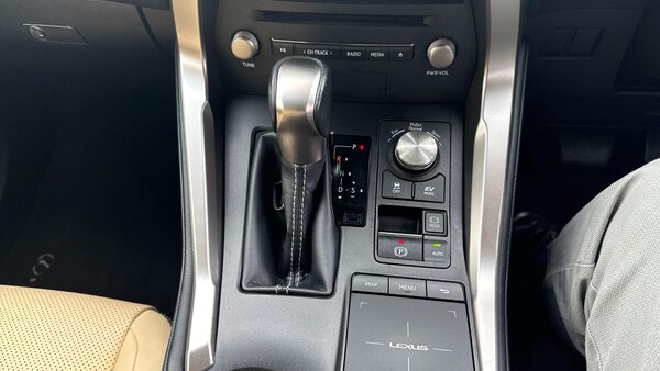 Used Lexus NX 2018 for sale - 76072452: Photo 23