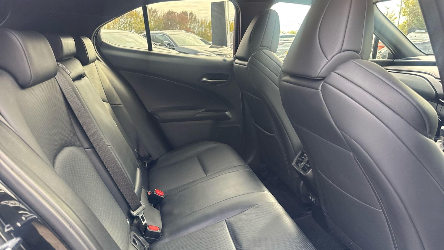 Used Lexus UX 2019 for sale - 76371148: Photo 16