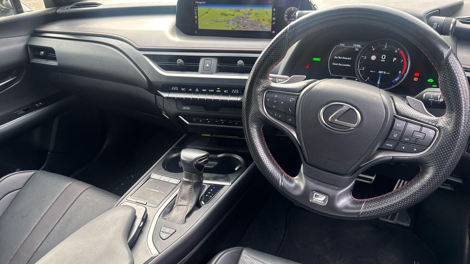 Used Lexus UX 2019 for sale - 76371148: Photo 17