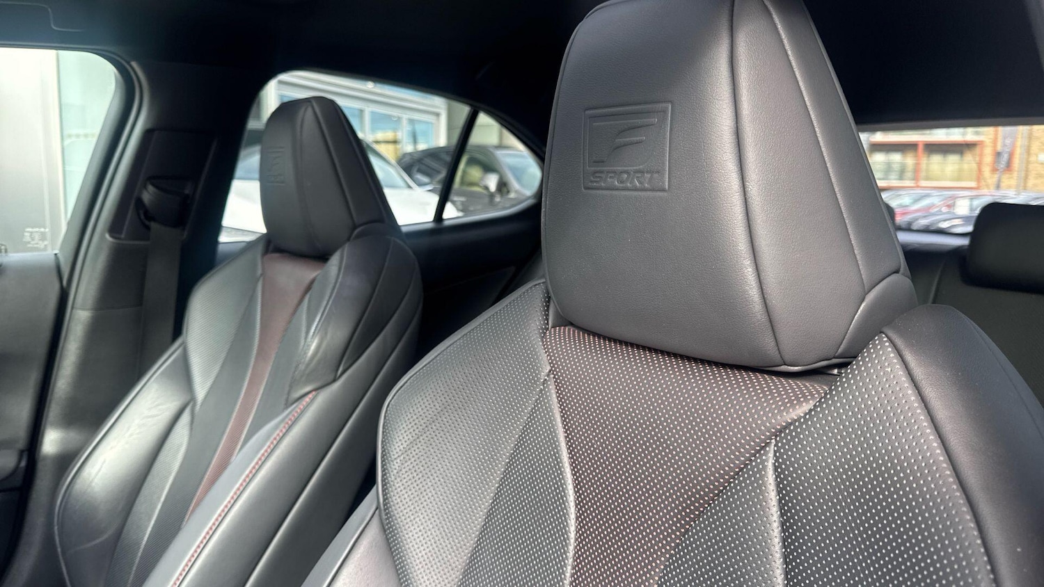 Used Lexus UX 2019 for sale - 76371148: Photo 26
