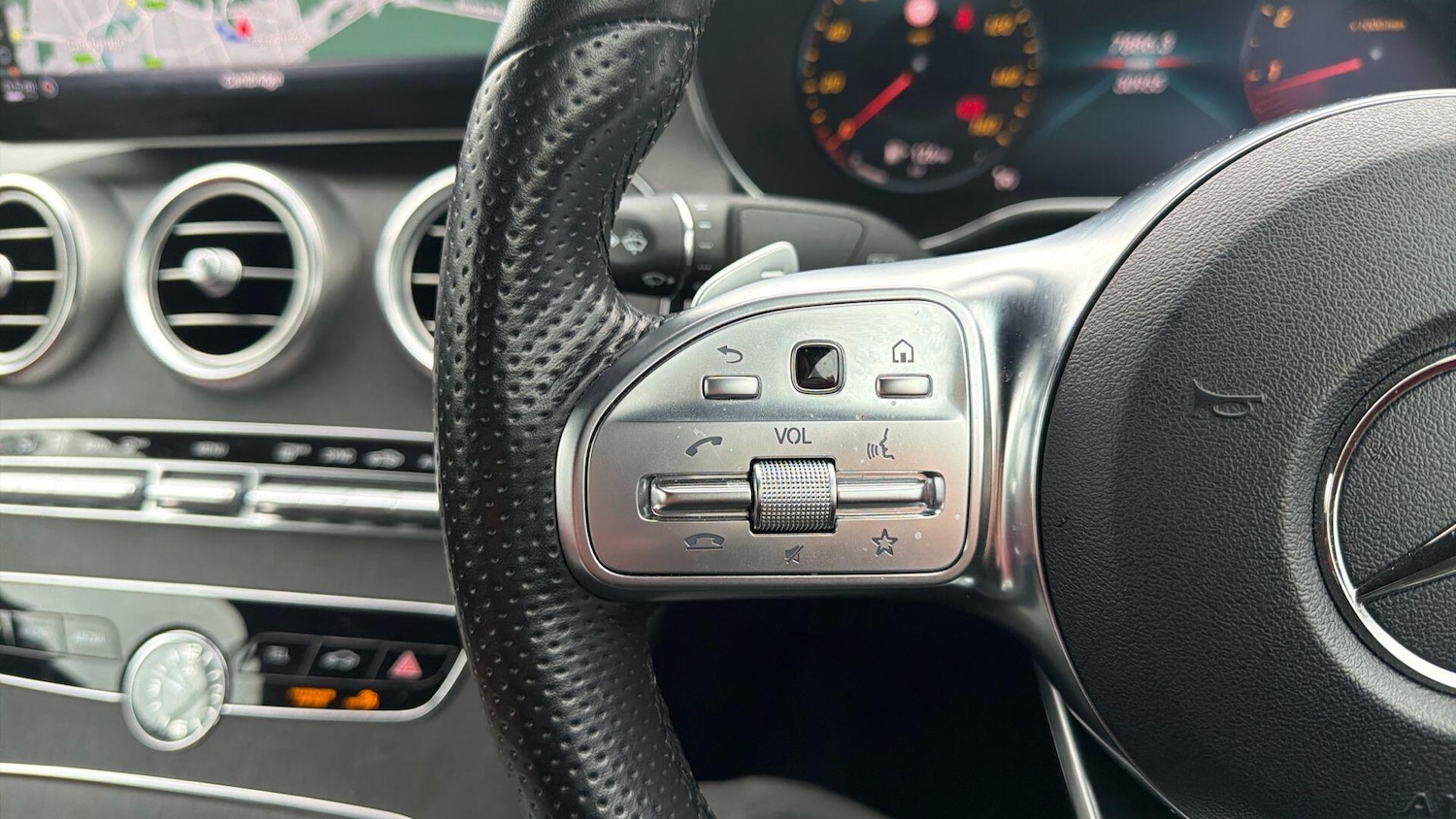 Used Mercedes-Benz C Class 2019 for sale - 76337824: Photo 38