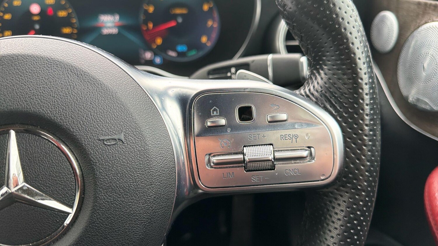 Used Mercedes-Benz C Class 2019 for sale - 76337824: Photo 39