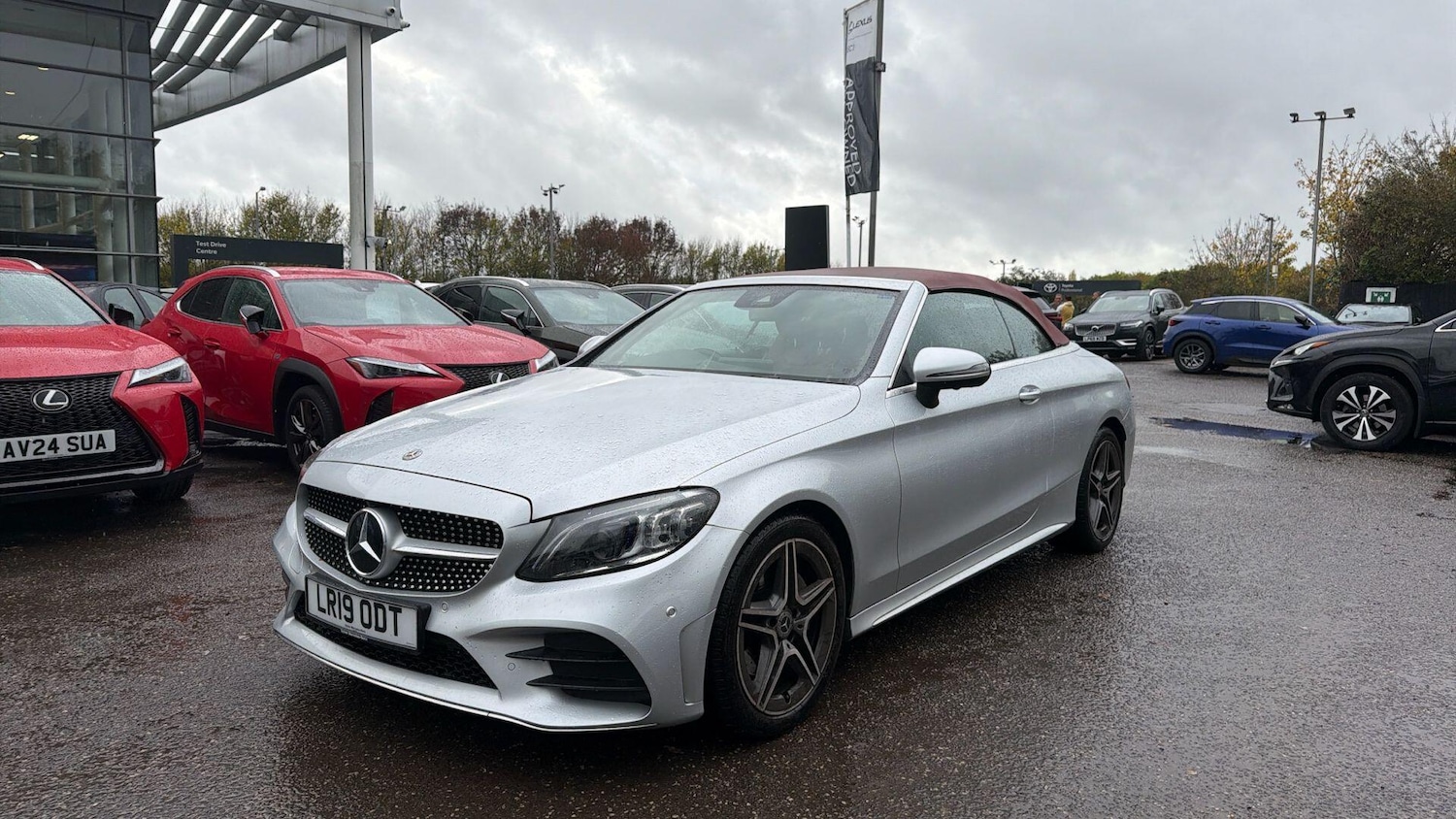Used Mercedes-Benz C Class 2019 for sale - 76337824: Photo 9