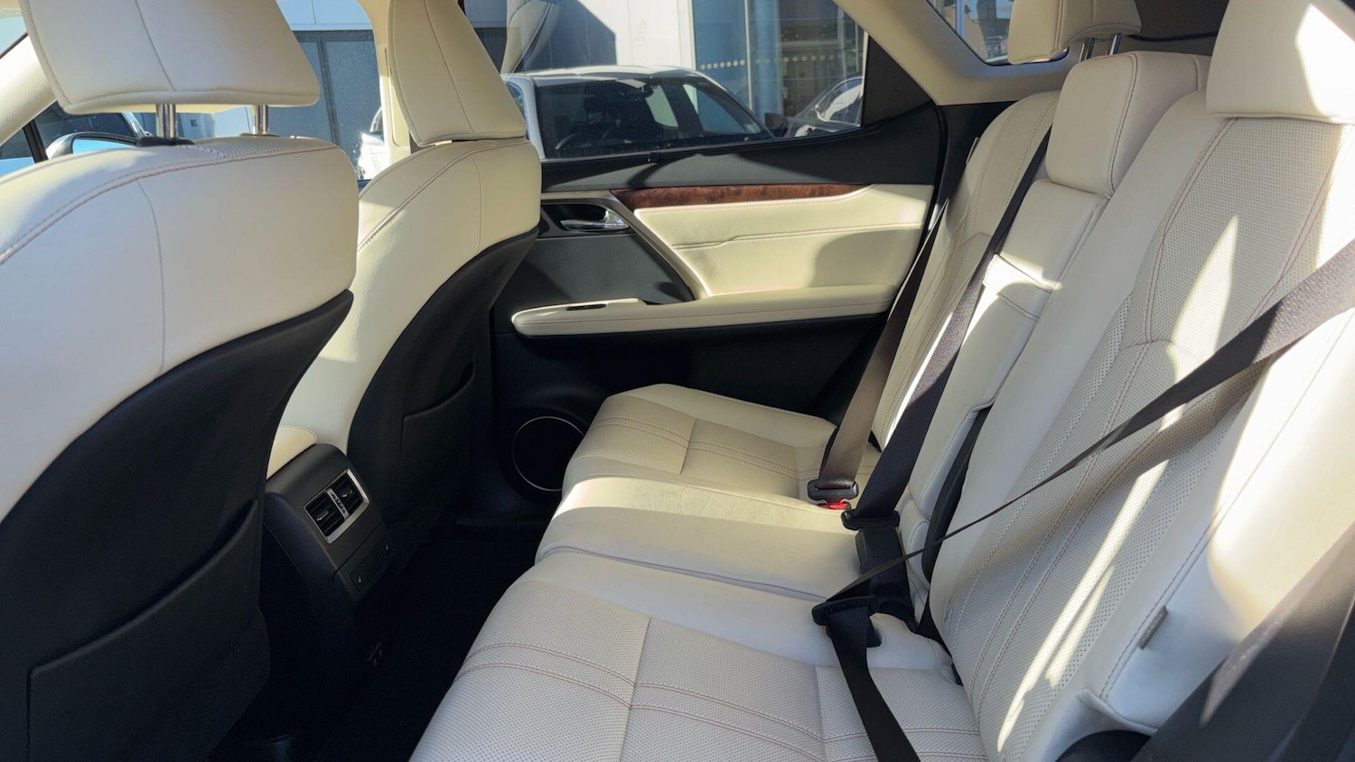 Used Lexus RX 2022 for sale - 76031846: Photo 17