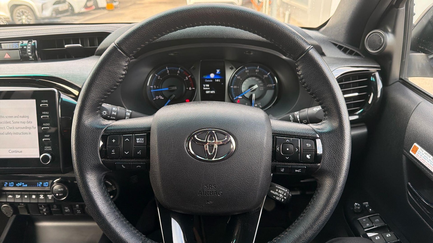 Used Toyota Hilux 2022 for sale - 76886568: Photo 11