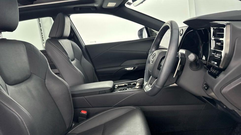 Used Lexus RX 2024 for sale - 78170923: Photo 9