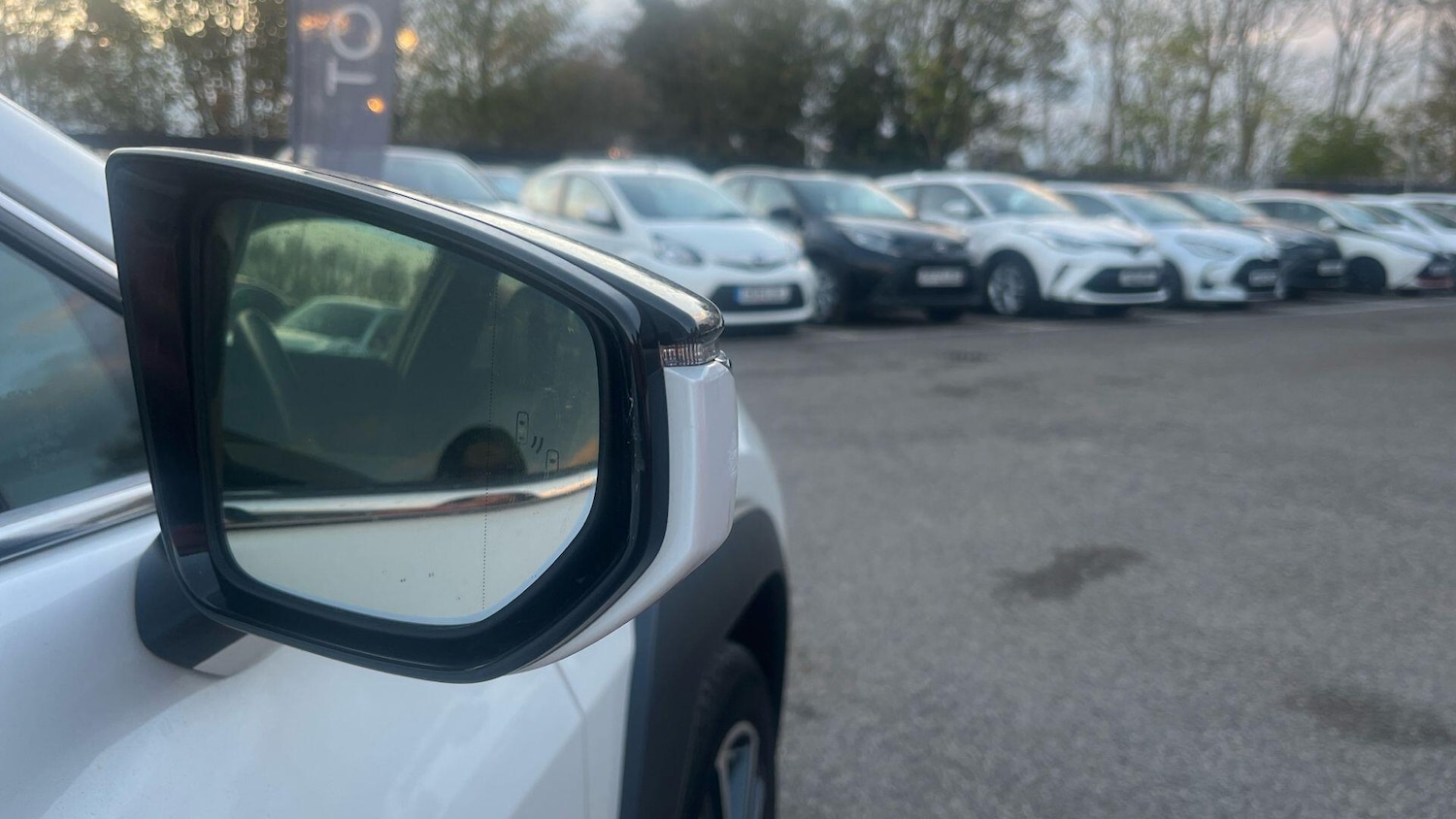 Used Lexus UX 2023 for sale - 76561671: Photo 23