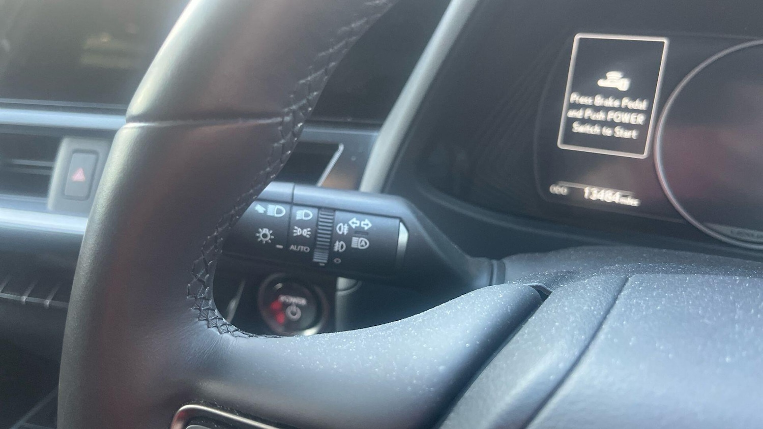 Used Lexus UX 2023 for sale - 76561671: Photo 32