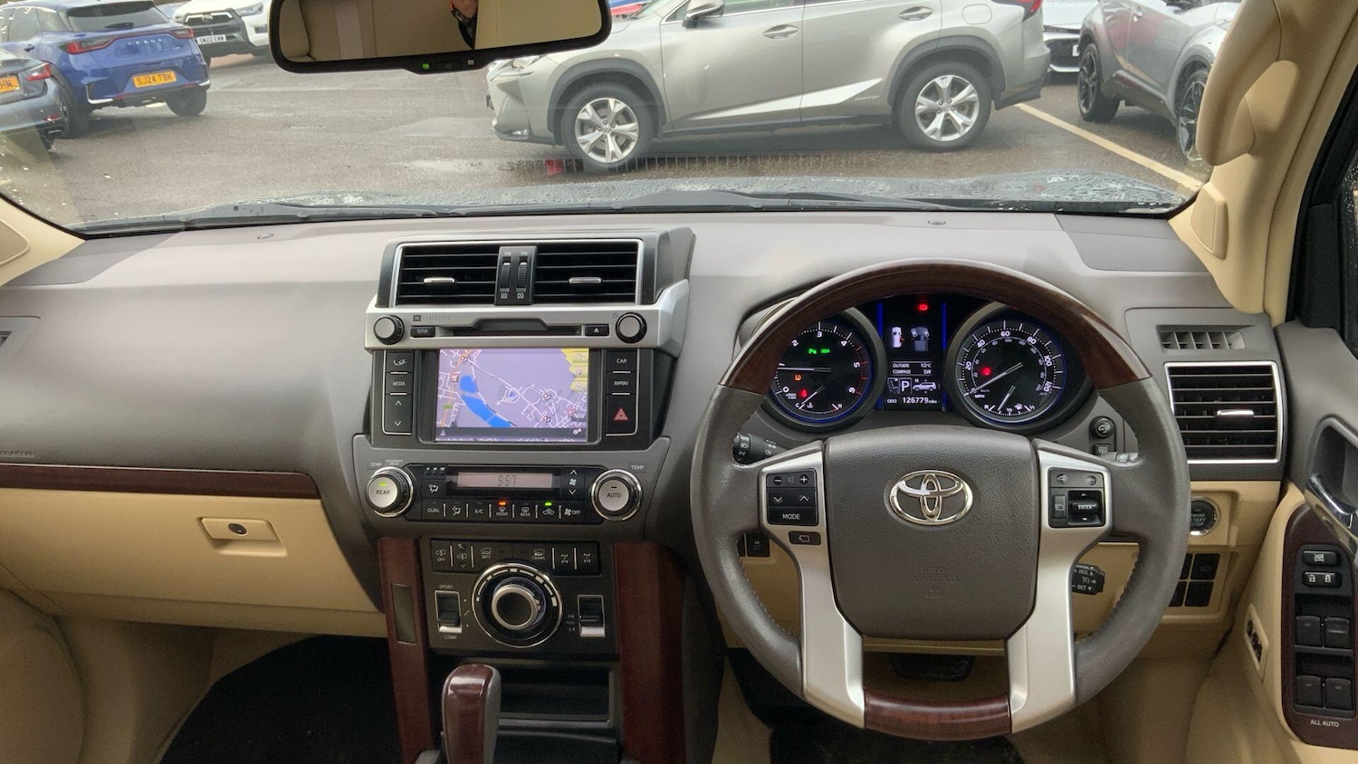 Used Toyota Land Cruiser 2014 for sale - 77091325: Photo 10