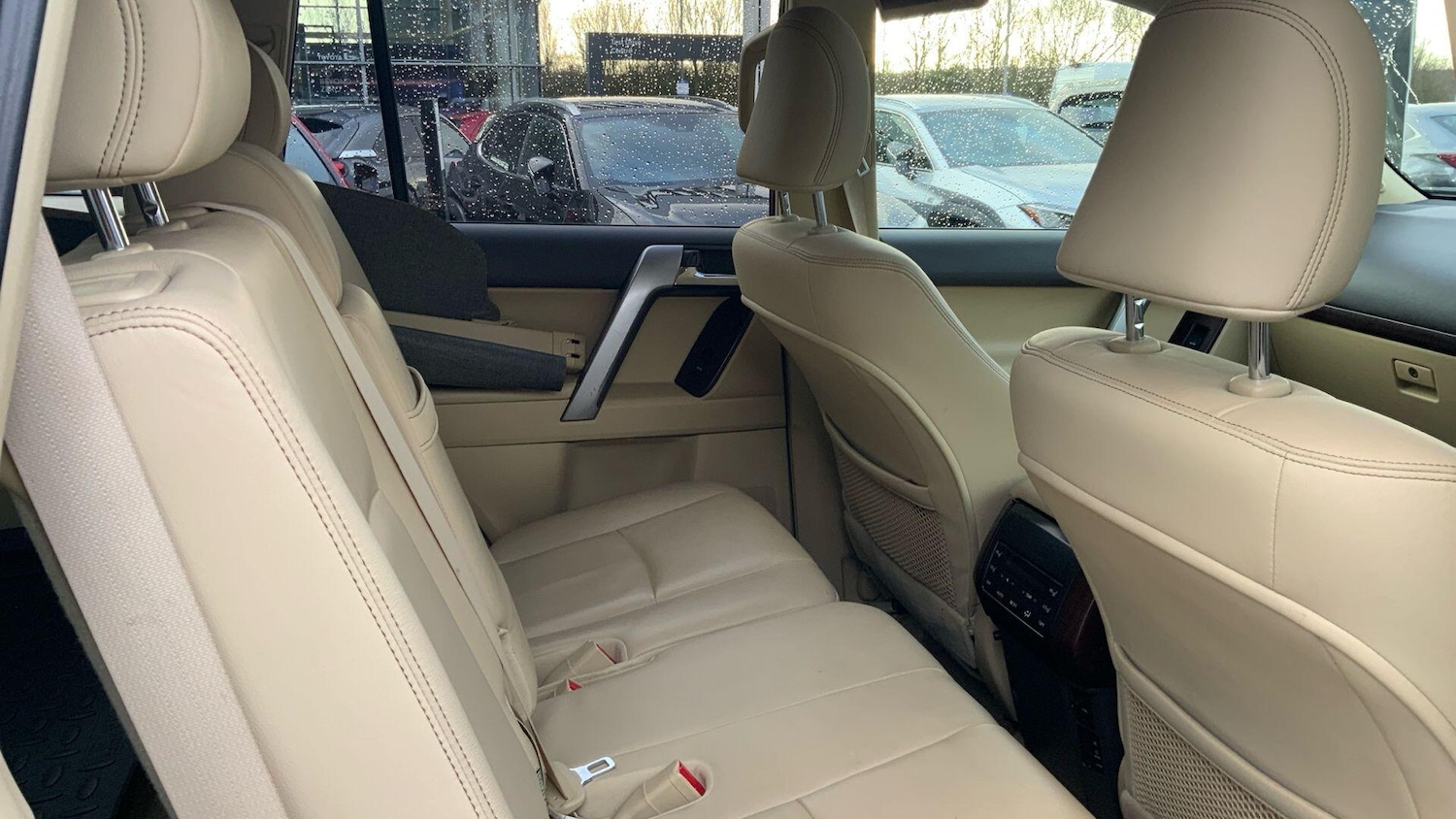 Used Toyota Land Cruiser 2014 for sale - 77091325: Photo 11