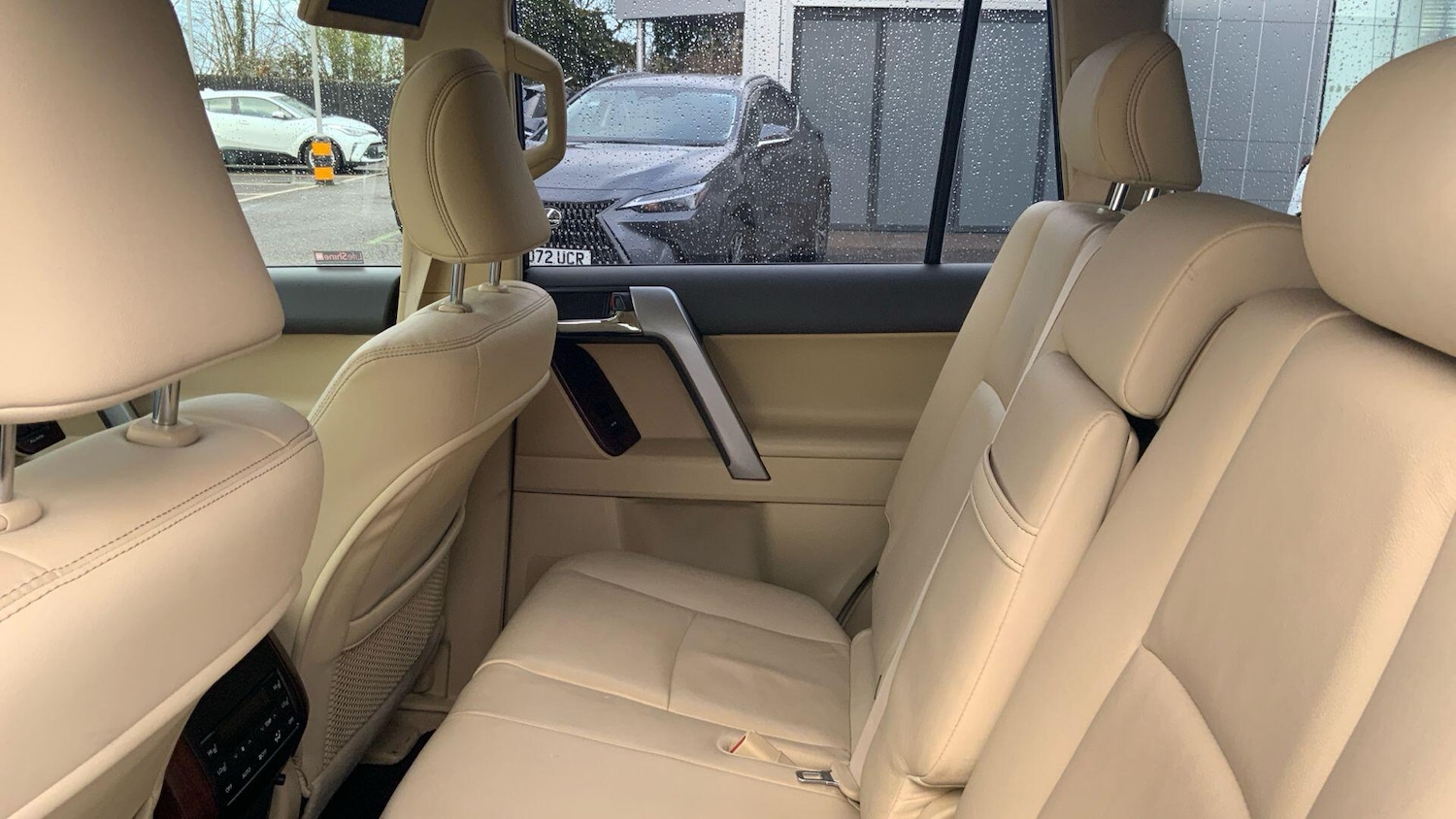 Used Toyota Land Cruiser 2014 for sale - 77091325: Photo 16