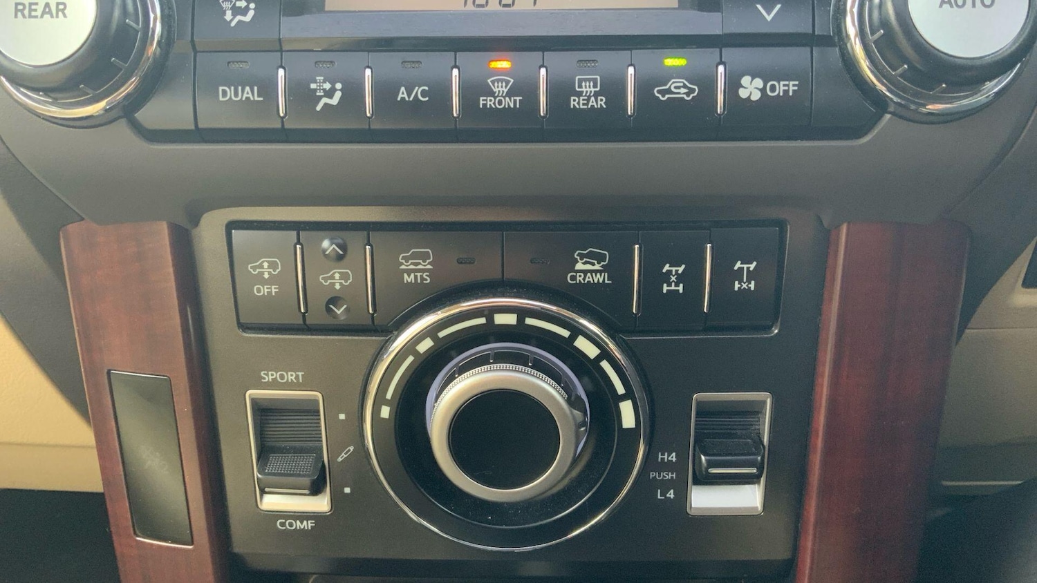 Used Toyota Land Cruiser 2014 for sale - 77091325: Photo 32