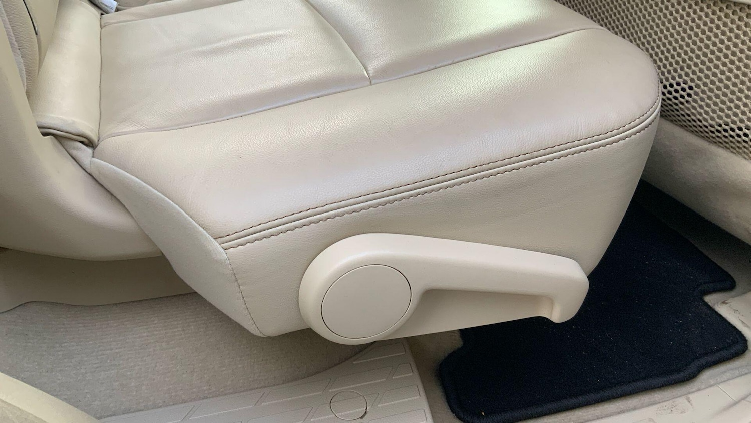 Used Toyota Land Cruiser 2014 for sale - 77091325: Photo 44