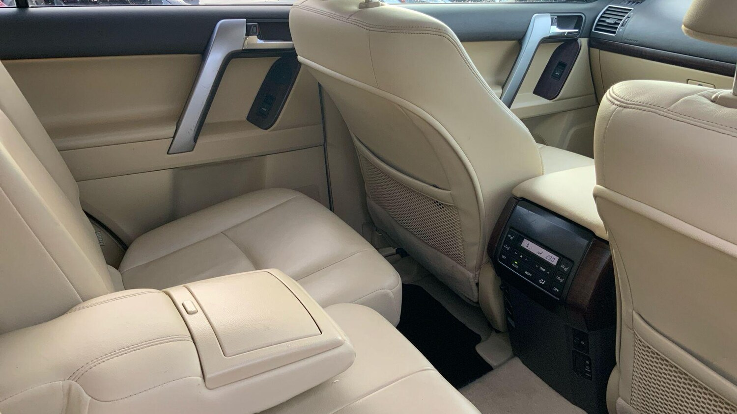 Used Toyota Land Cruiser 2014 for sale - 77091325: Photo 45