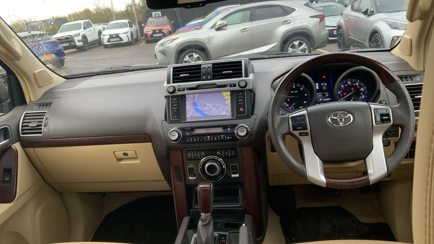 Used Toyota Land Cruiser 2014 for sale - 77091325: Photo 9