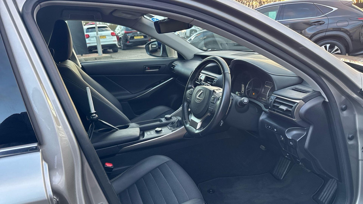 Used Lexus IS 2017 for sale - 77511366: Photo 16