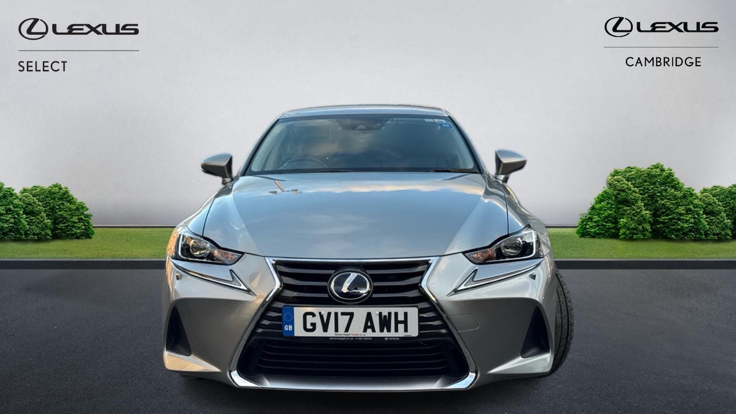 Used Lexus IS 2017 for sale - 77511366: Photo 2