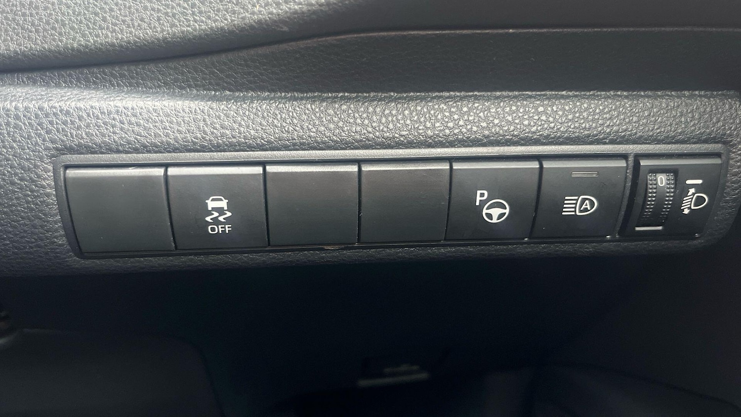 Used Toyota Corolla 2020 for sale - 77440755: Photo 39