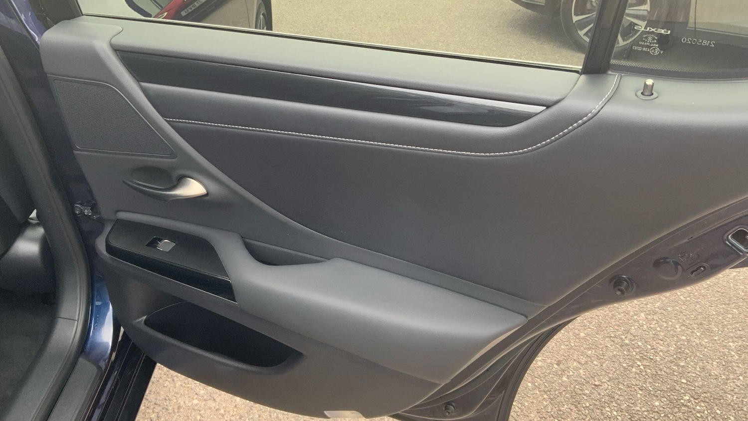 Used Lexus ES 2022 for sale - 76227559: Photo 15