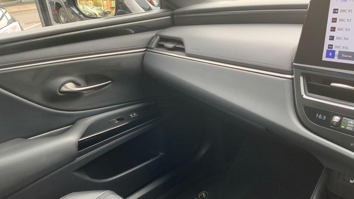 Used Lexus ES 2022 for sale - 76227559: Photo 22