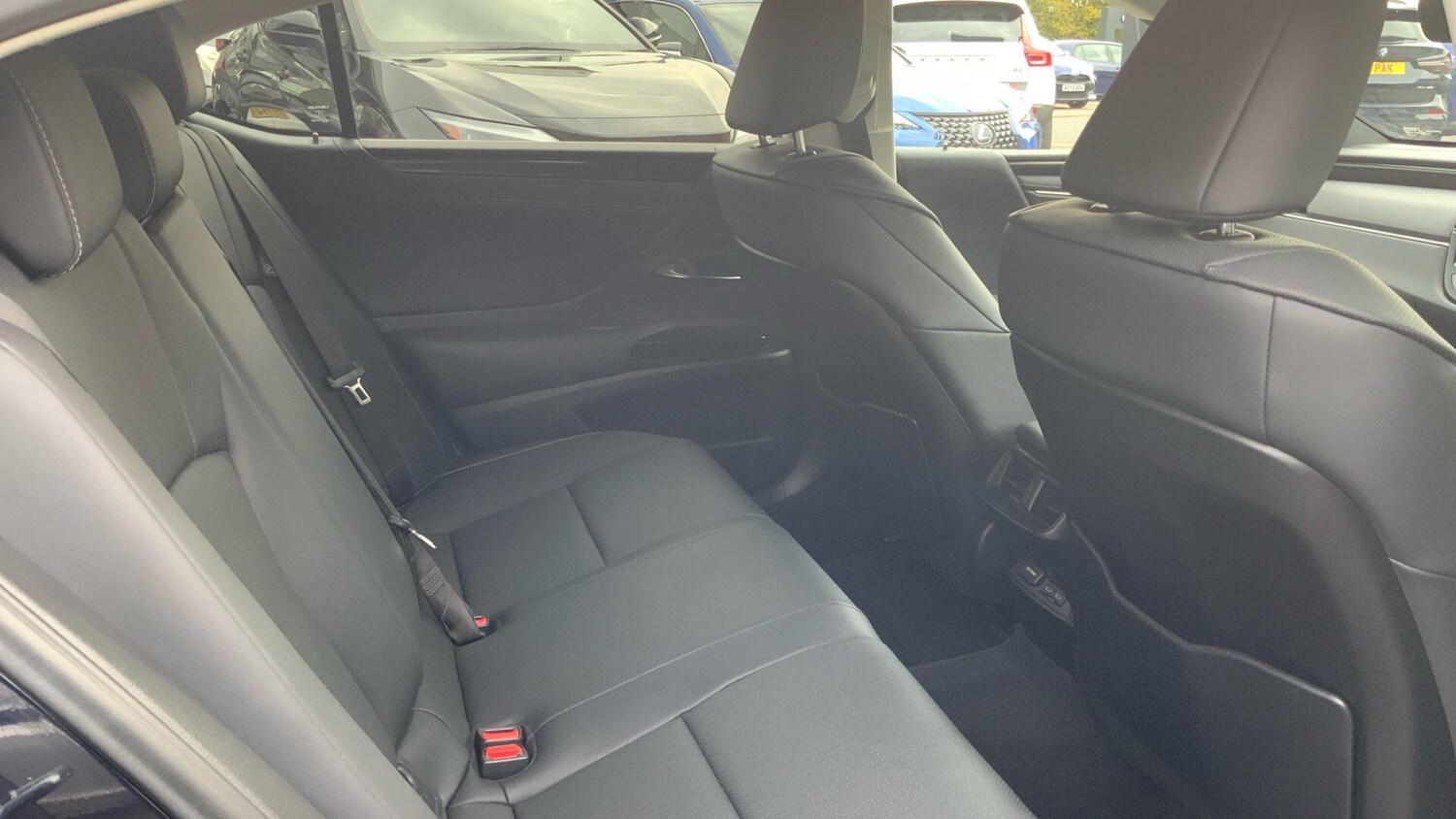 Used Lexus ES 2022 for sale - 76227559: Photo 27