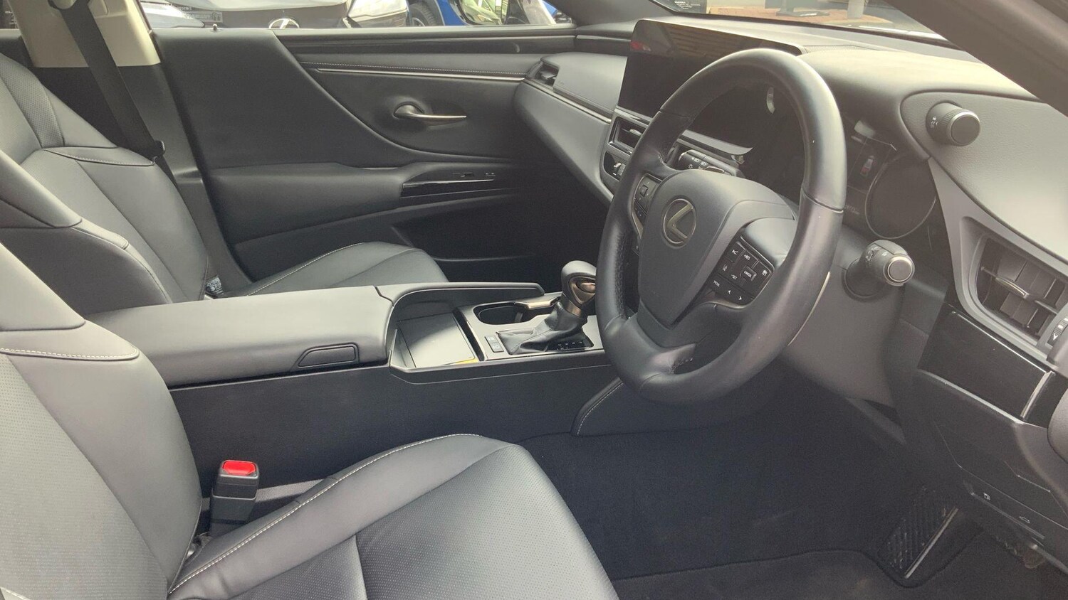 Used Lexus ES 2022 for sale - 76227559: Photo 31