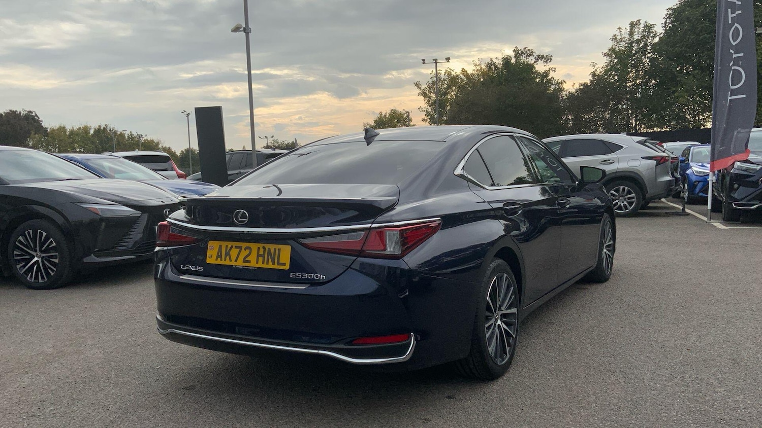 Used Lexus ES 2022 for sale - 76227559: Photo 35