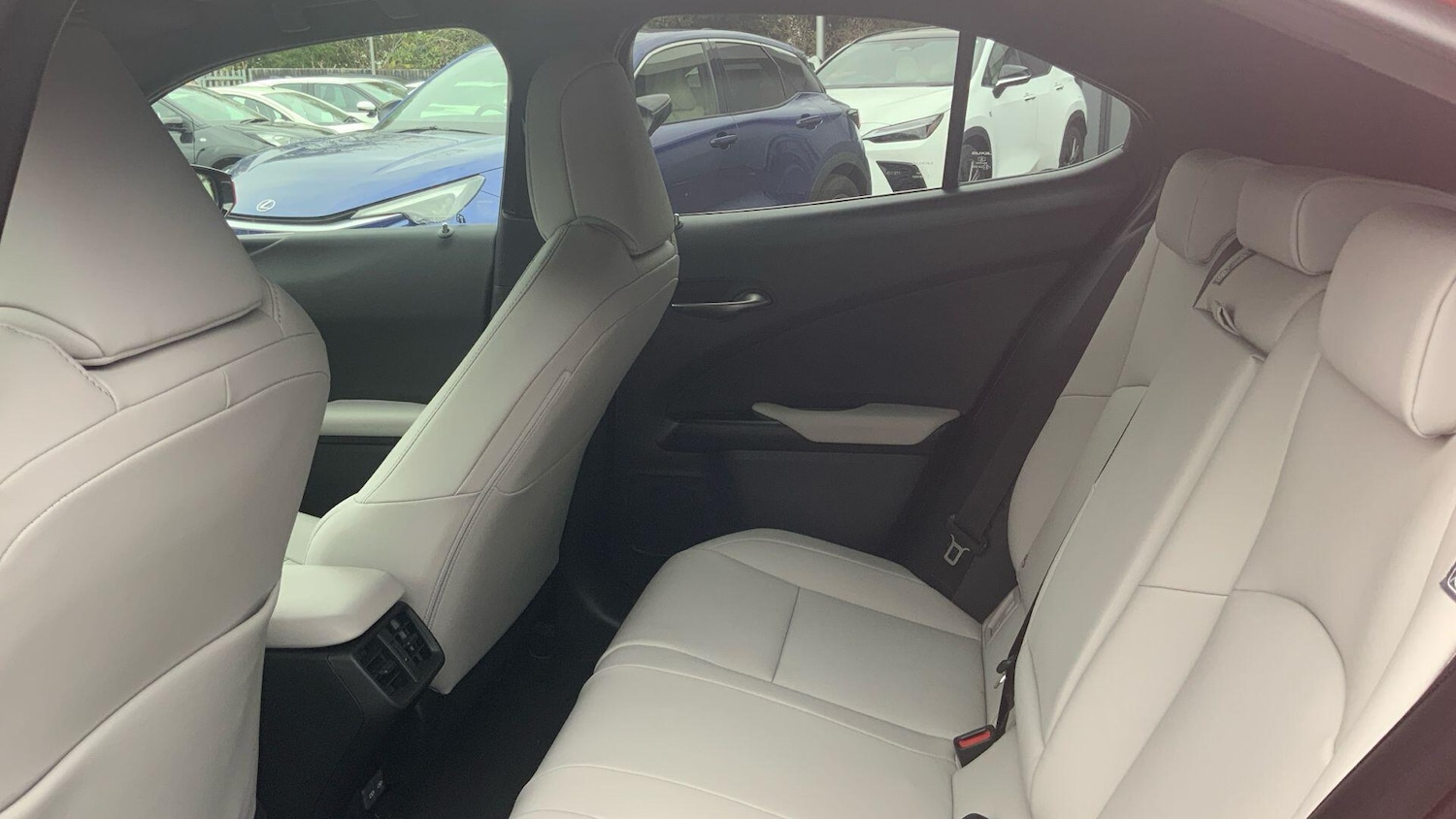 Used Lexus UX 2024 for sale - 76965530: Photo 17