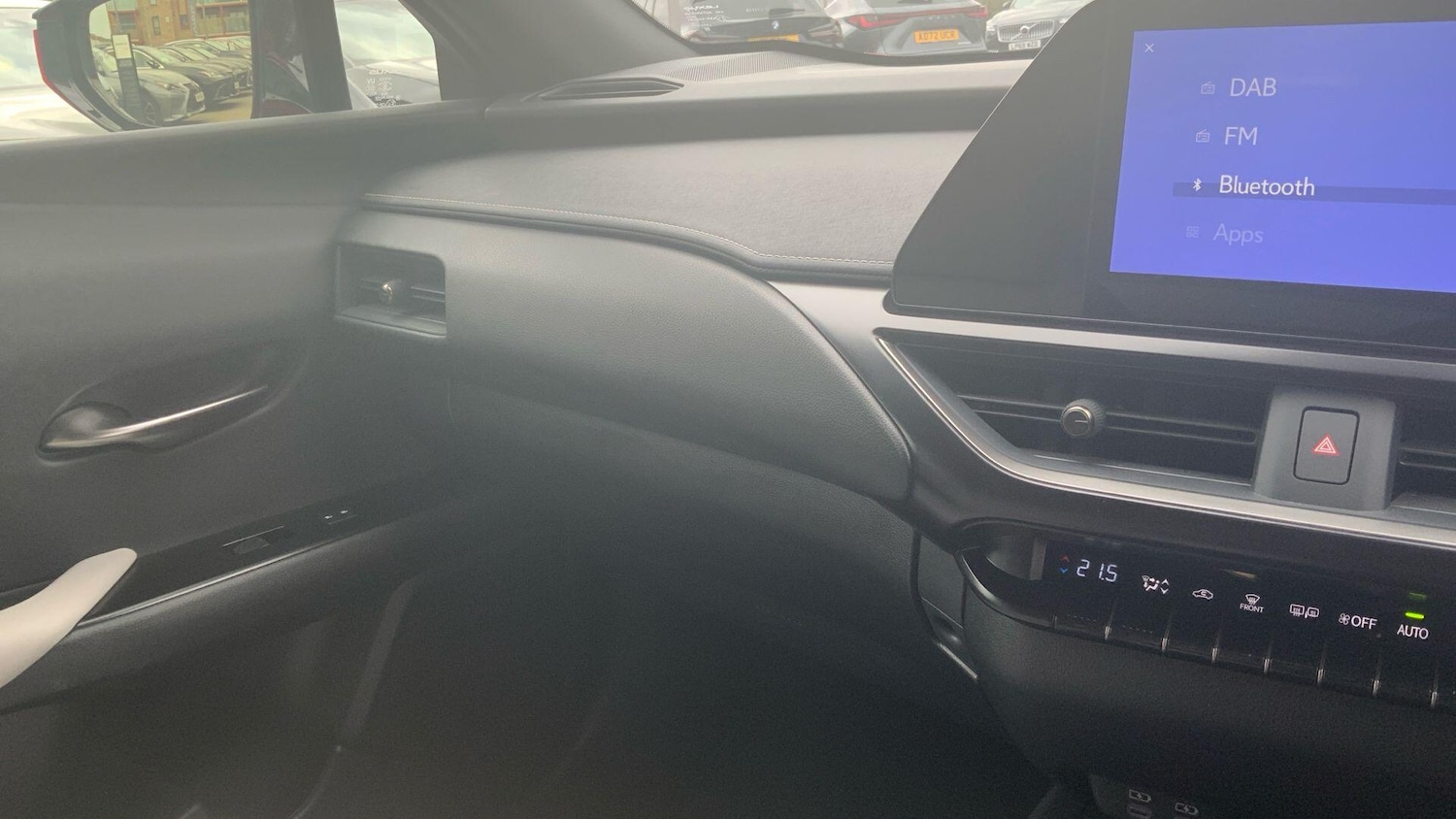 Used Lexus UX 2024 for sale - 76965530: Photo 41