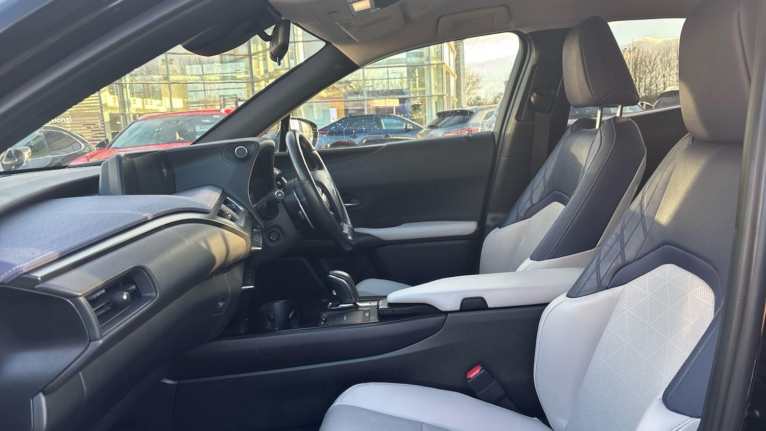 Used Lexus UX 2022 for sale - 77175869: Photo 11