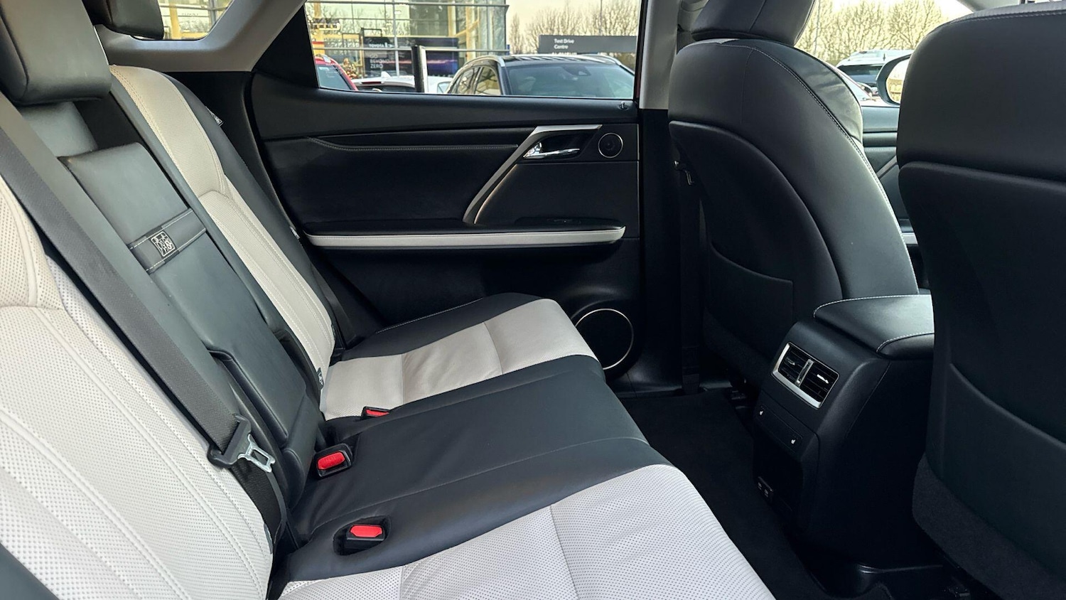 Used Lexus RX 2022 for sale - 77509644: Photo 15