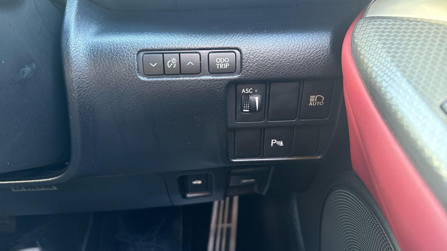 Used Lexus RC 2017 for sale - 76801252: Photo 31