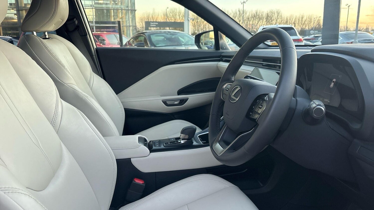 Used Lexus LBX 2024 for sale - 76801390: Photo 16