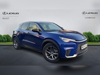 2024 (24) - 1.5 VVT-iE Premium SUV 5dr Petrol Hybrid E-CVT Euro 6 (s/s) (136 ps)