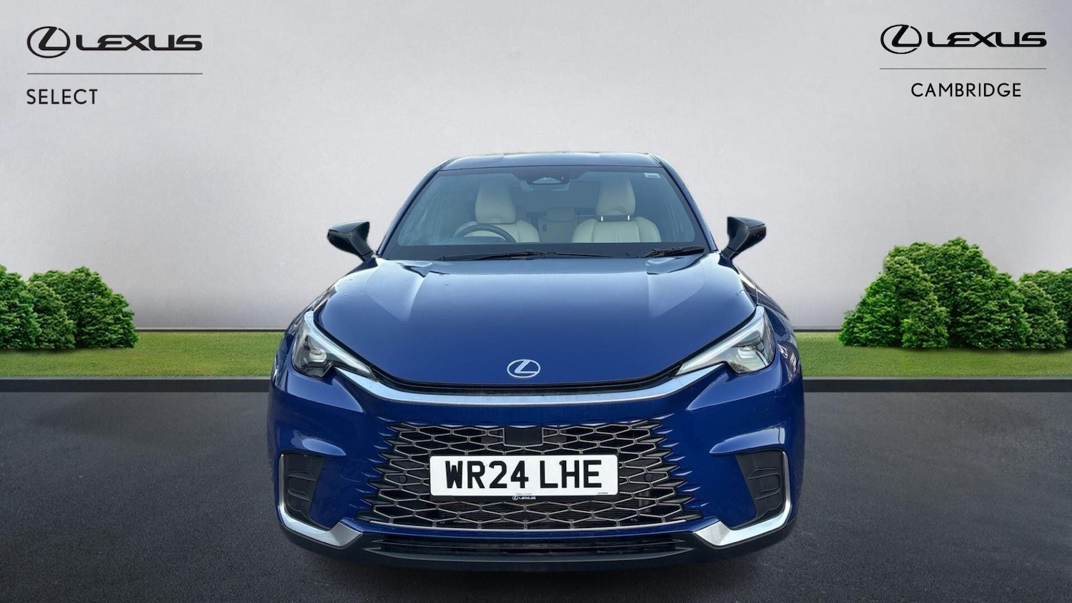 Used Lexus LBX 2024 for sale - 76801390: Photo 2