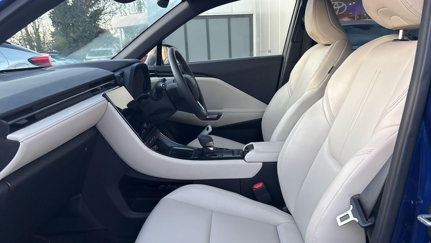 Used Lexus LBX 2024 for sale - 76801390: Photo 9