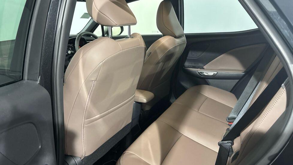 Used Lexus LBX 2025 for sale - 78205442: Photo 12