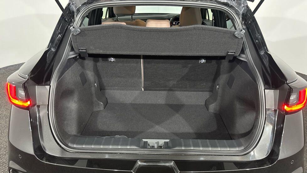 Used Lexus LBX 2025 for sale - 78205442: Photo 16