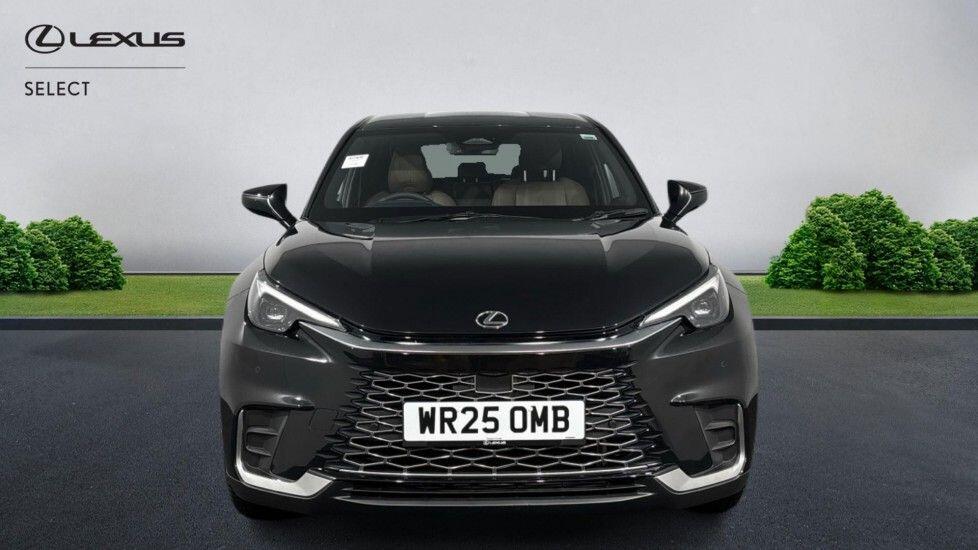 Used Lexus LBX 2025 for sale - 78205442: Photo 2